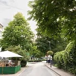 Rob's Place - Ruhige 2-zi-city-oase Mit Panorama Ueber Den Weberplatz * Essen