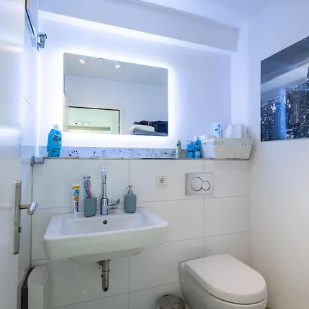 Apartmán Rob's Place - Ruhige 2-zi-city-oase Mit Panorama Ueber Den Weberplatz Essen