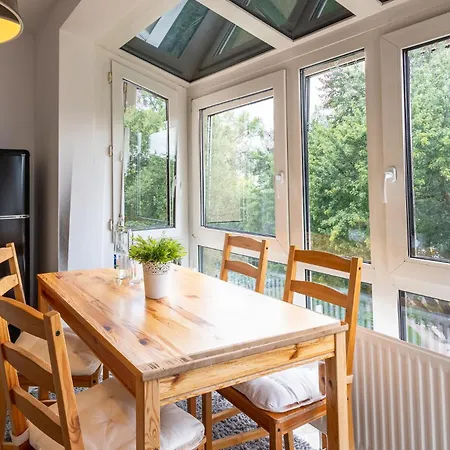Apartmán Rob's Place - Ruhige 2-zi-city-oase Mit Panorama Ueber Den Weberplatz Essen