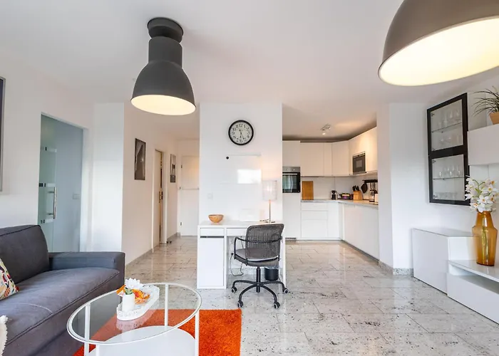 Apartamento Rob's Place - Ruhige 2-zi-city-oase Mit Panorama über Den Weberplatz Essen