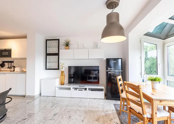 Rob's Place - Ruhige 2-zi-city-oase Mit Panorama über Den Weberplatz Apartamento