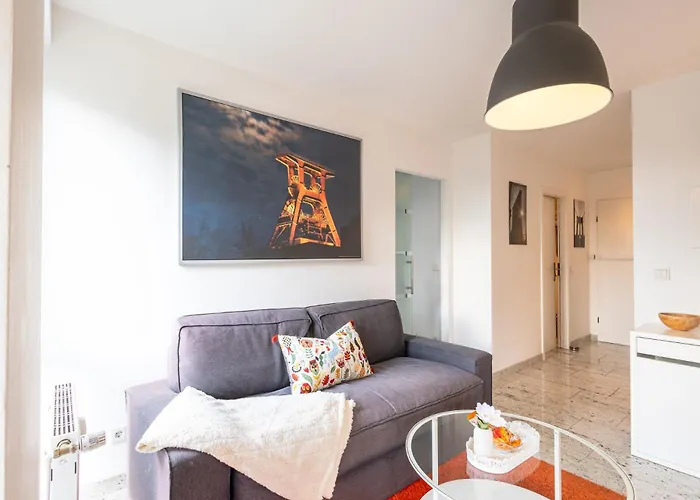 Rob's Place - Ruhige 2-zi-city-oase Mit Panorama über Den Weberplatz Apartamento