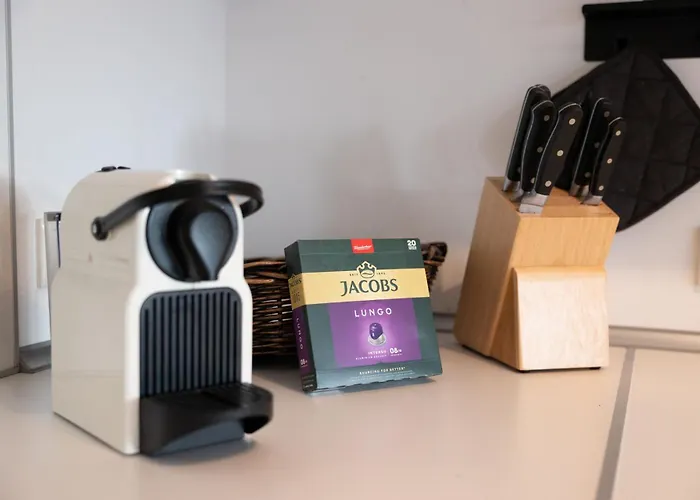 Rob's Place - Ruhige 2-zi-city-oase Mit Panorama über Den Weberplatz Apartamento